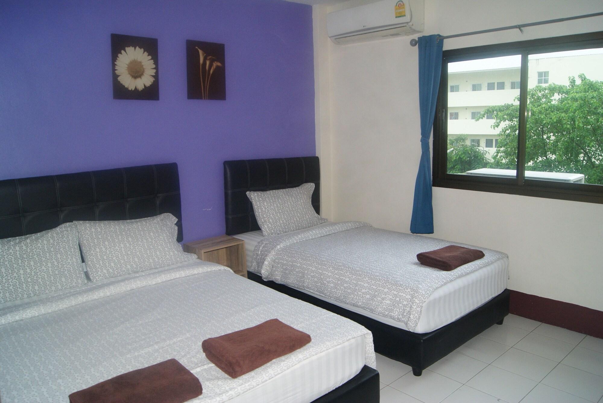 Pineapple Guesthouse Karon Εξωτερικό φωτογραφία