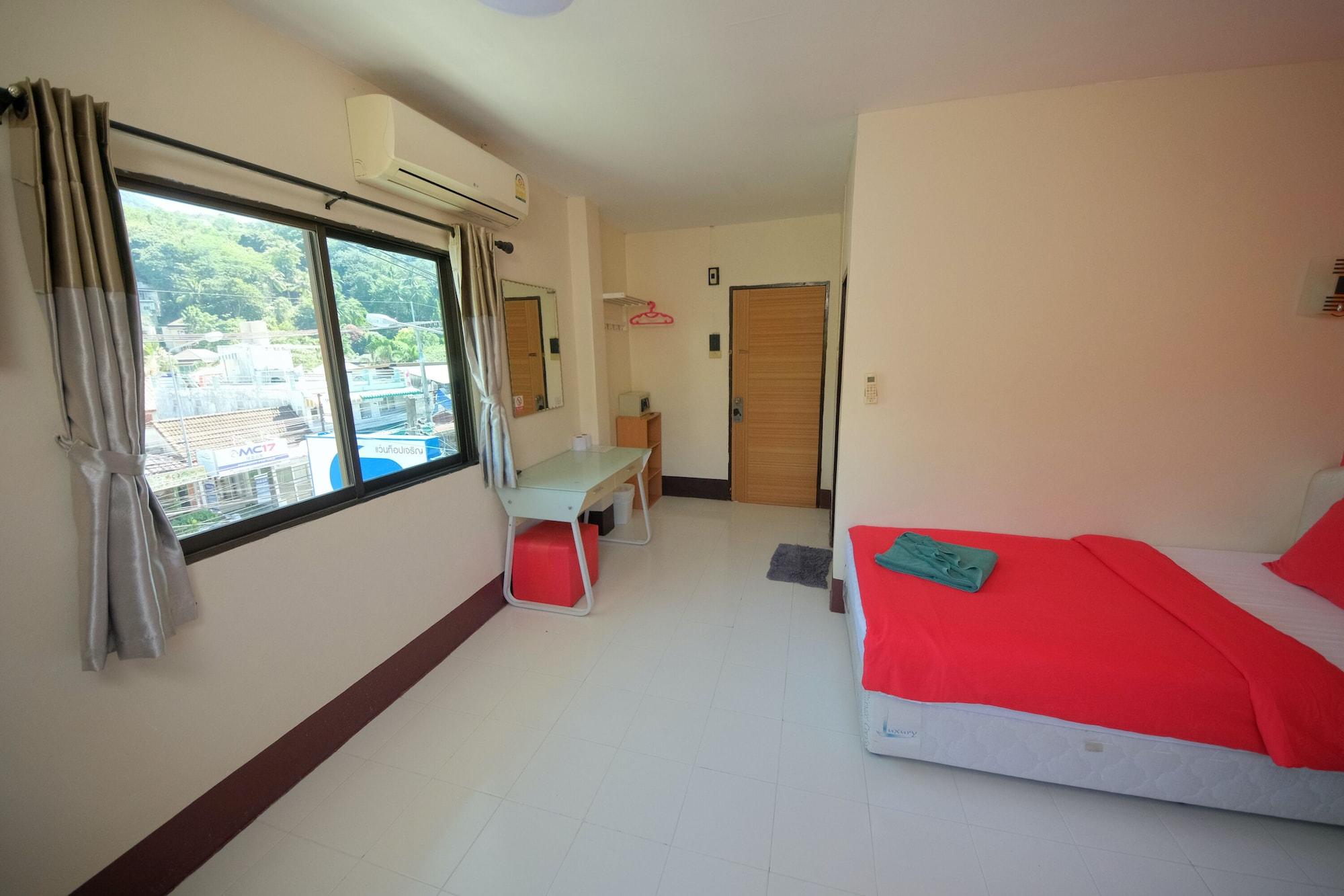 Pineapple Guesthouse Karon Εξωτερικό φωτογραφία