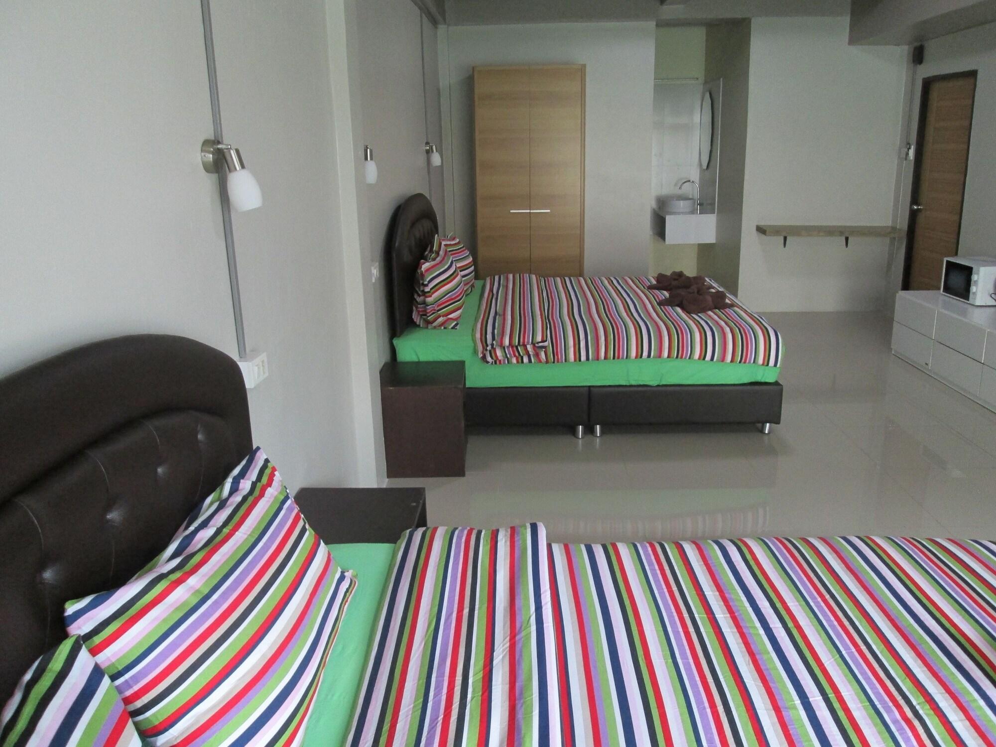 Pineapple Guesthouse Karon Εξωτερικό φωτογραφία