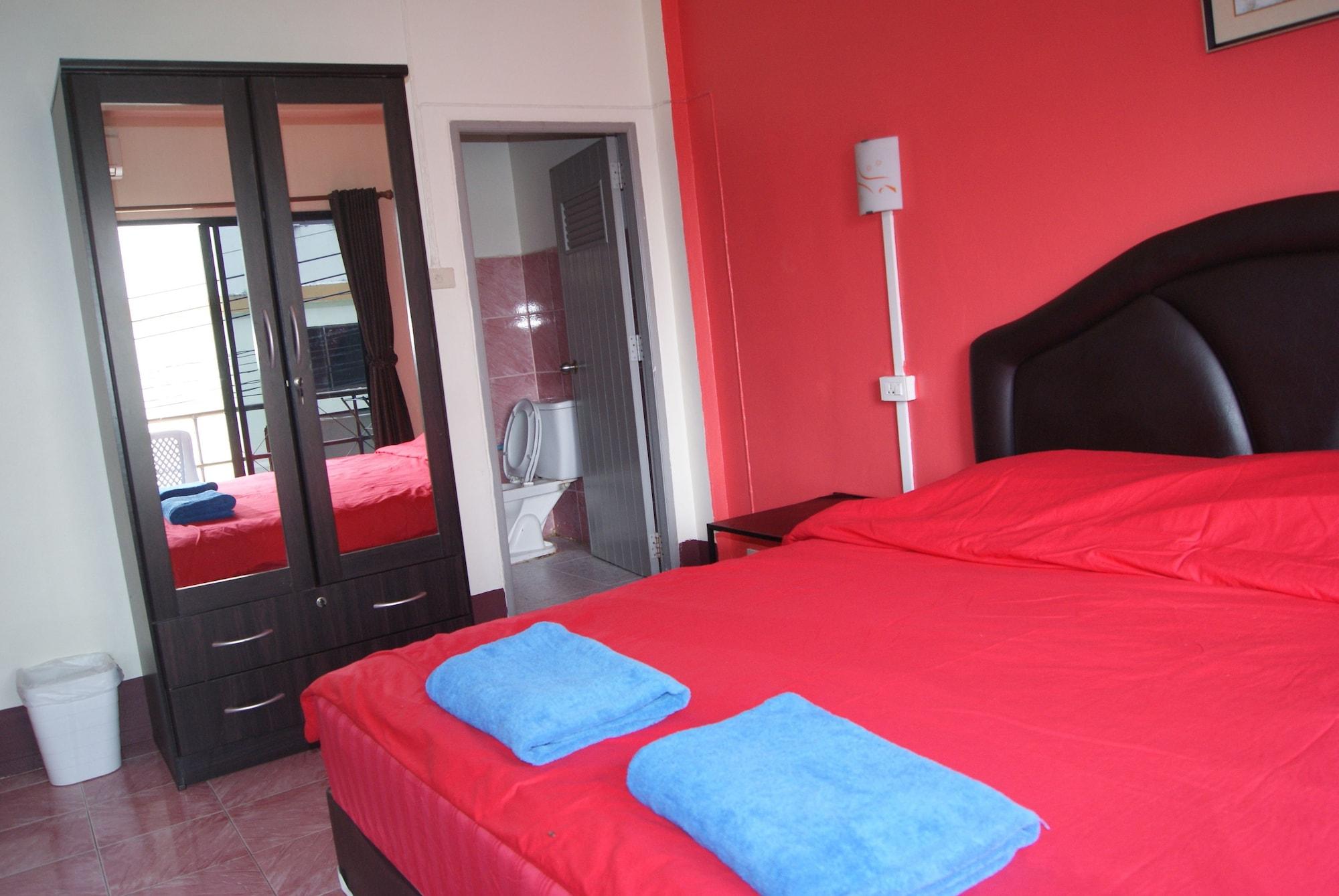 Pineapple Guesthouse Karon Εξωτερικό φωτογραφία