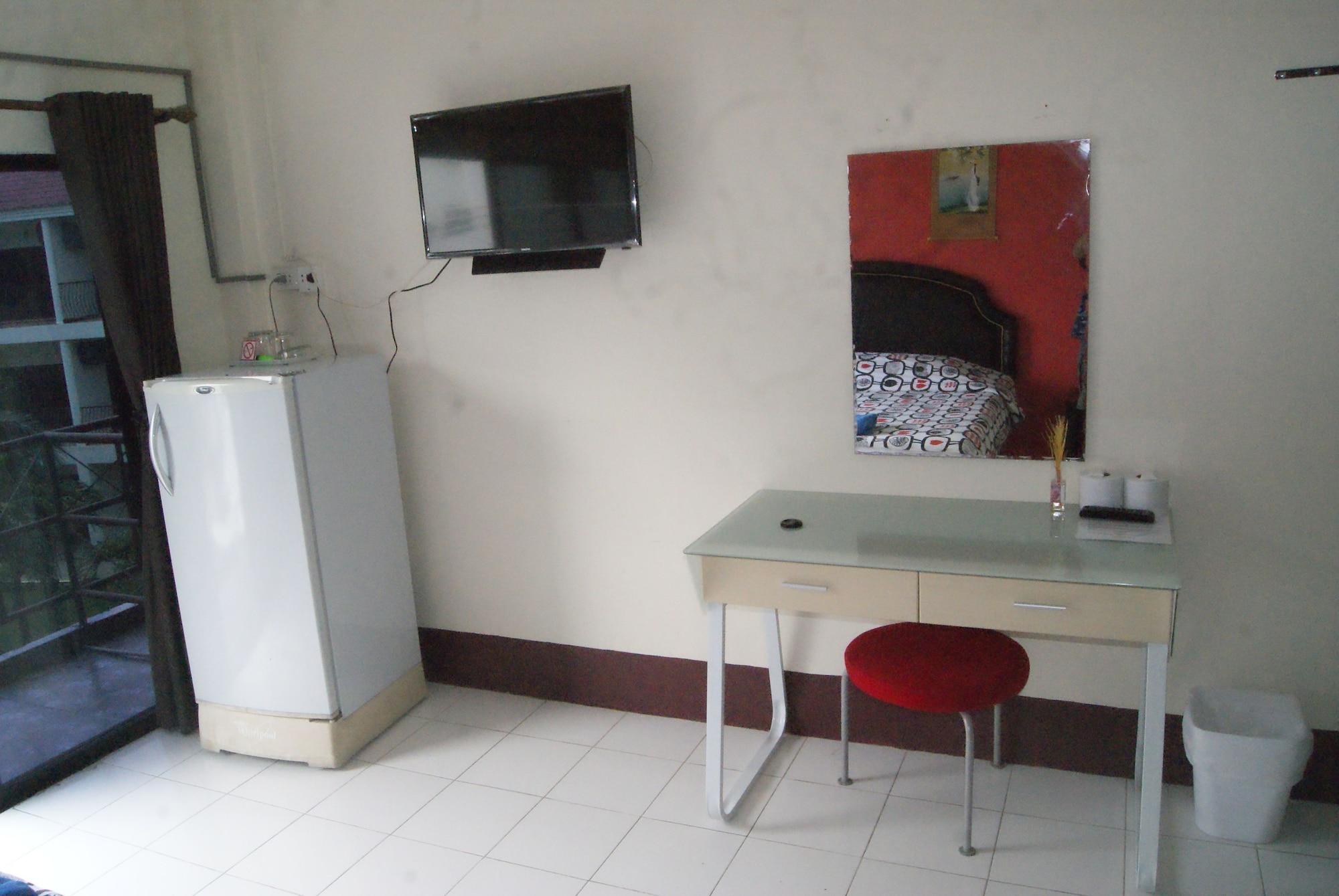 Pineapple Guesthouse Karon Εξωτερικό φωτογραφία